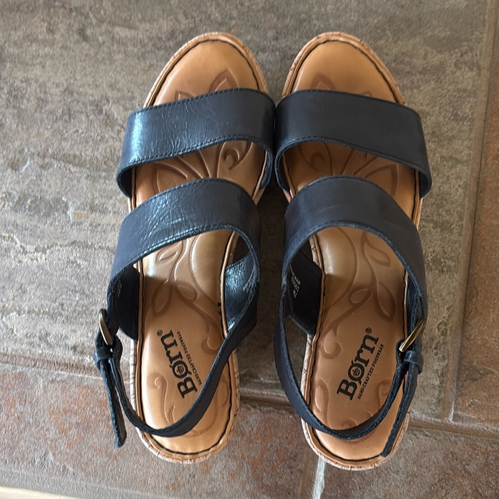 Born Black and Tan Women's Leather Slide Sandals Size 7*** (6.5)